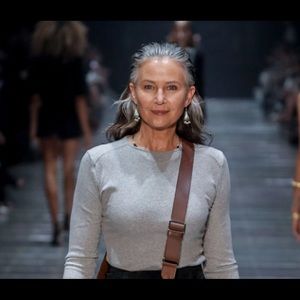 Meet your Posher, Renee